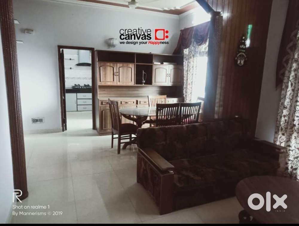 3 bhk fully furnished facing park avbl for rent in 48 Chandigarh