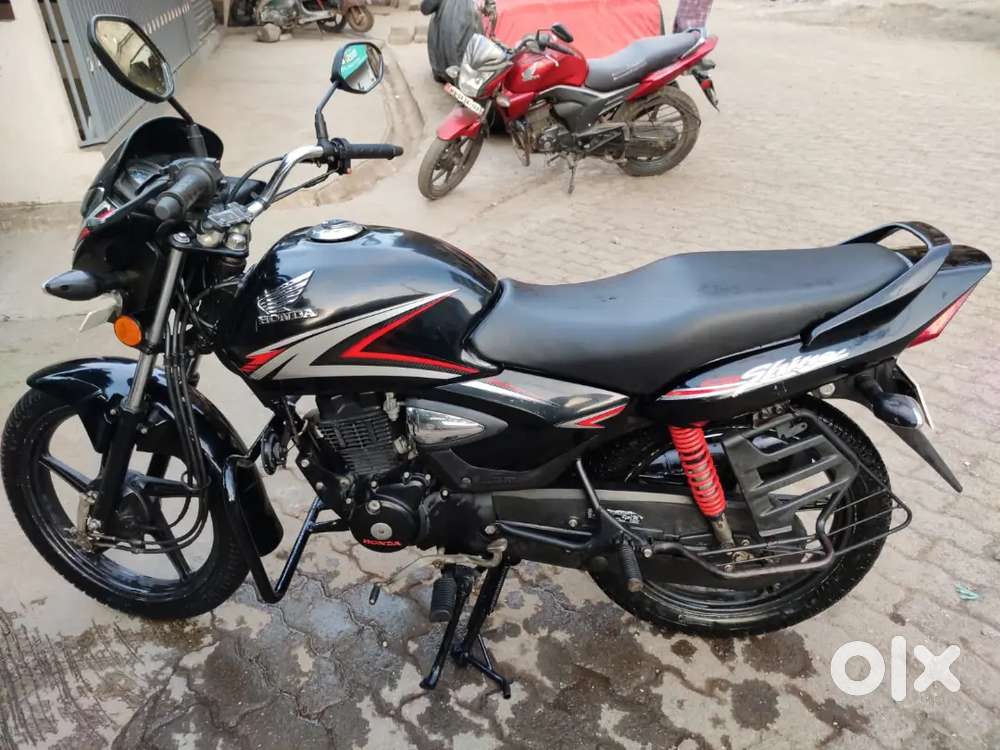 Full kadak Bs4 engine rear tyre new.front 80 percent