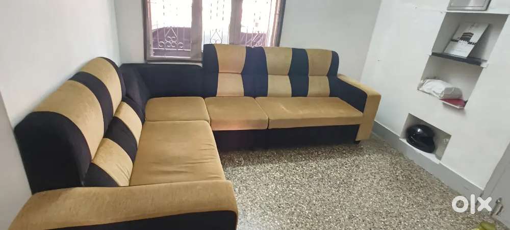 Sofa at low cost