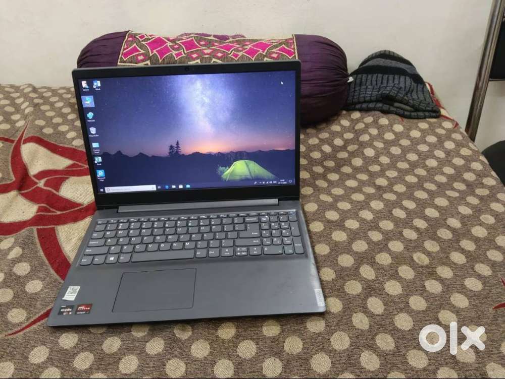 Ryzen 3 ,SSD 128 GB Hdd 500 GB, RAM 8 GB , 2 GB Graphics Card