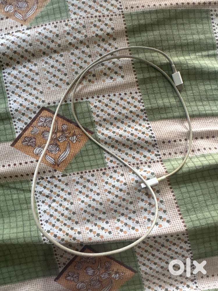 Apple wired lightning earpods + apple lightning cable original