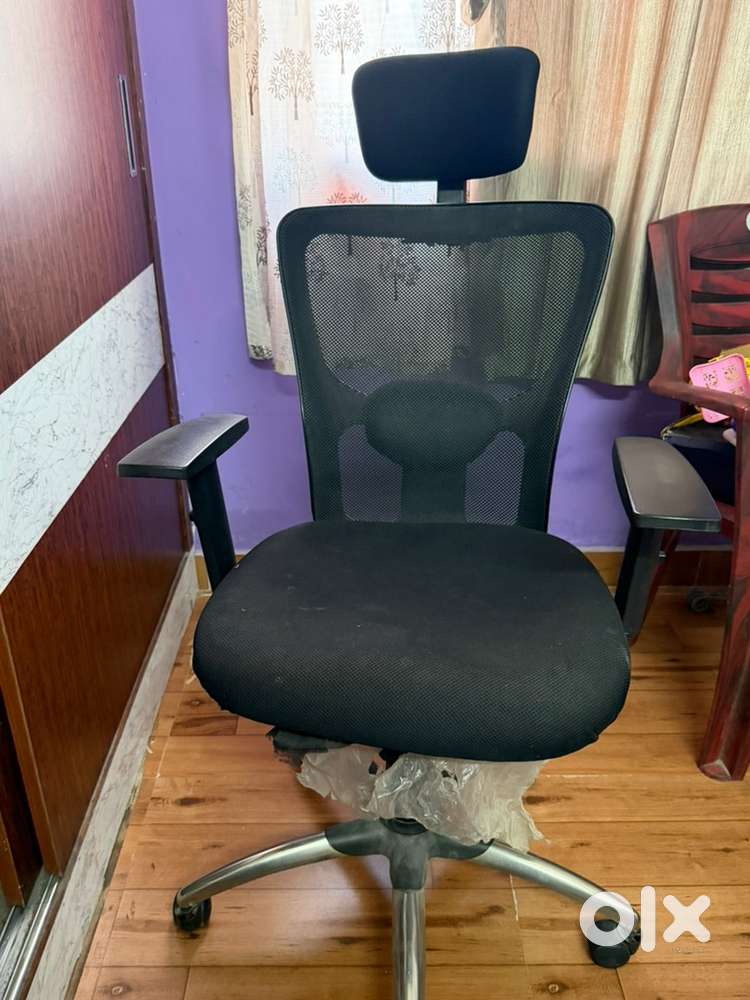 Computer chair