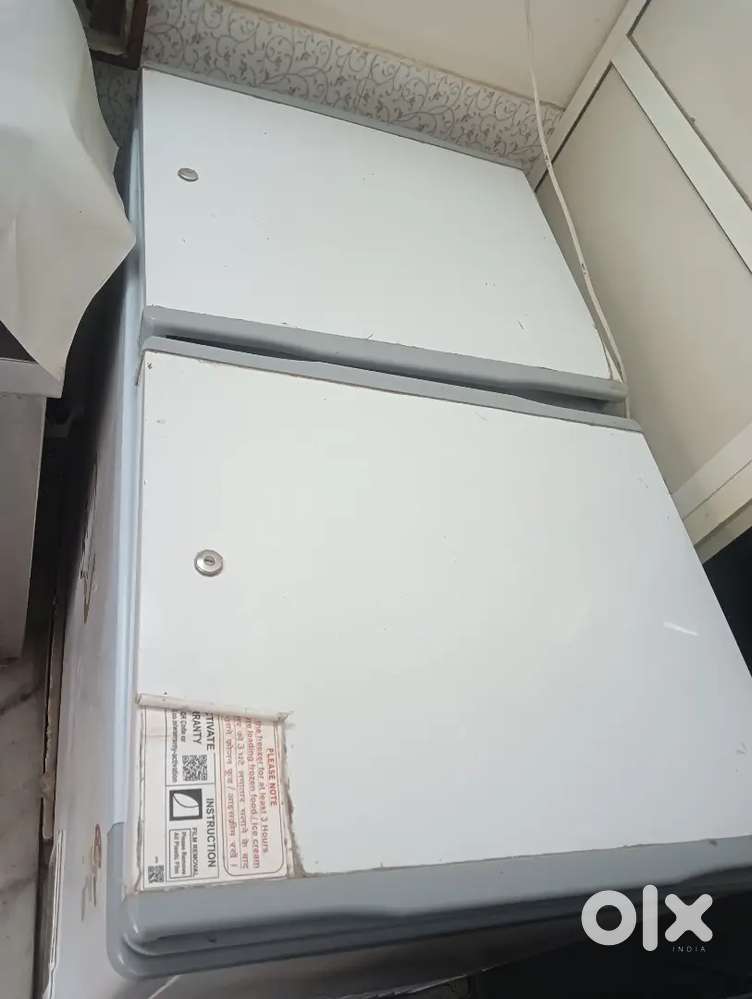 Deep fridge 450 ltr