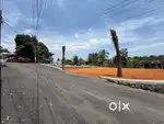 5.3CENT HOUSE PLOT KAKKANAD KOLLAMKUTTYMUKAL PER SENT 13 LAKH