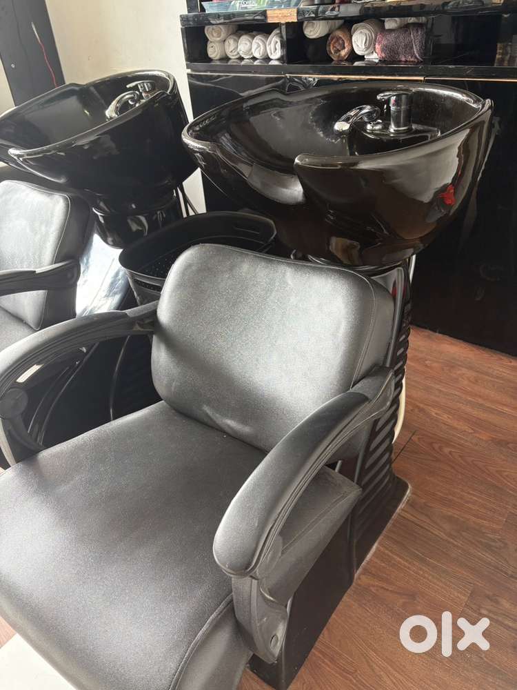 Salon Shampoo Station