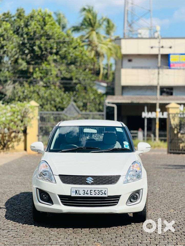 Maruti Suzuki Swift VXI Optional, 2017, Petrol