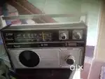 8 Transistor wooden body AM Radio