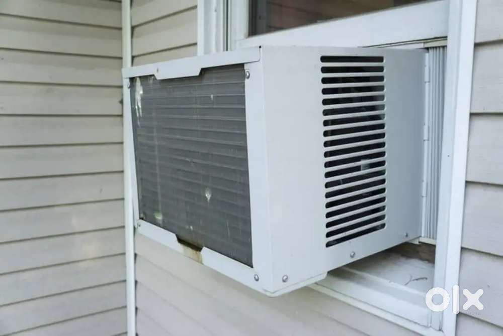 Lg window AC