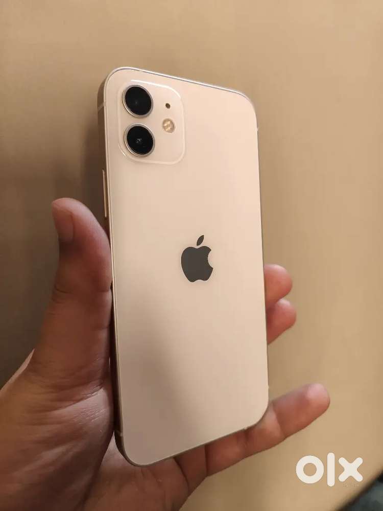 Pristine iPhone 12 (White) with Full Accessories – Fixed Price Deal!