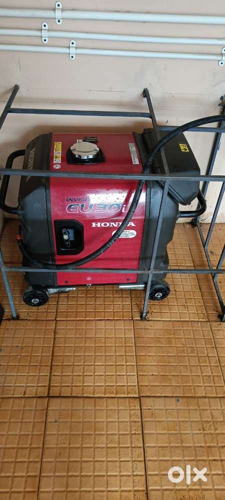 Honda EU30i generator