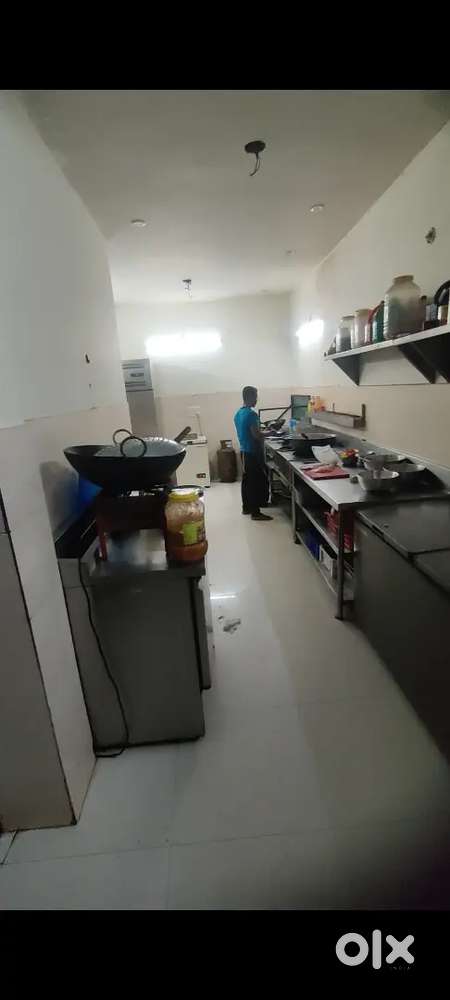 running cloud kitchen for sale at monthly rent