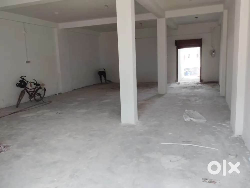 Central academy se spring road per commercial HAL kirae ke liye