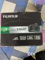 FUJIFILM S9600