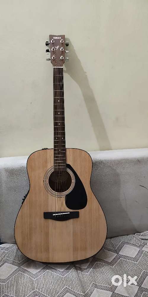 Yamaha guitar fx280
