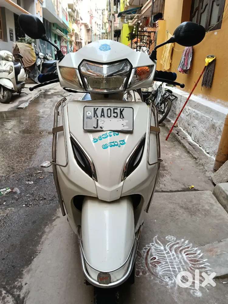 Activa 5G BS4 good condition