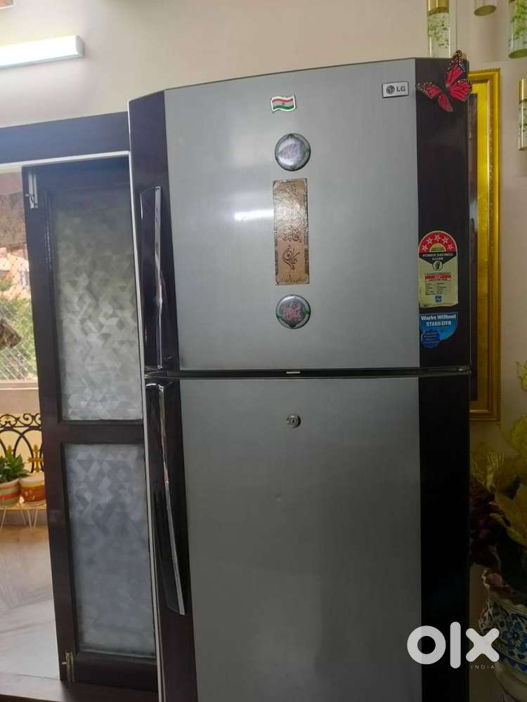 LG Double Door 320L Fridge Excellent Condition.
