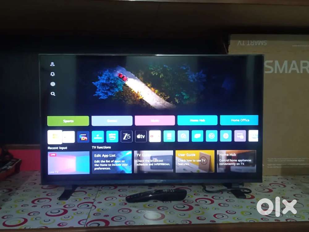 32 inches New LG smart TV