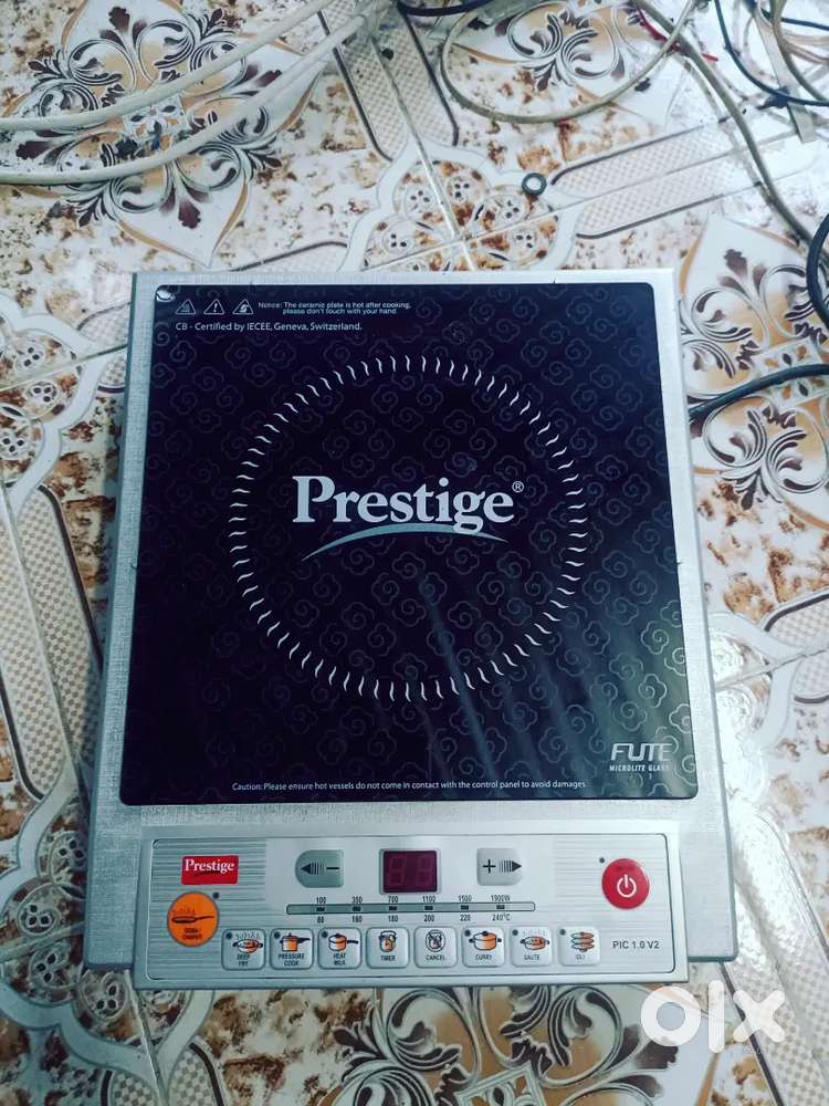 INDUCTION STOVE