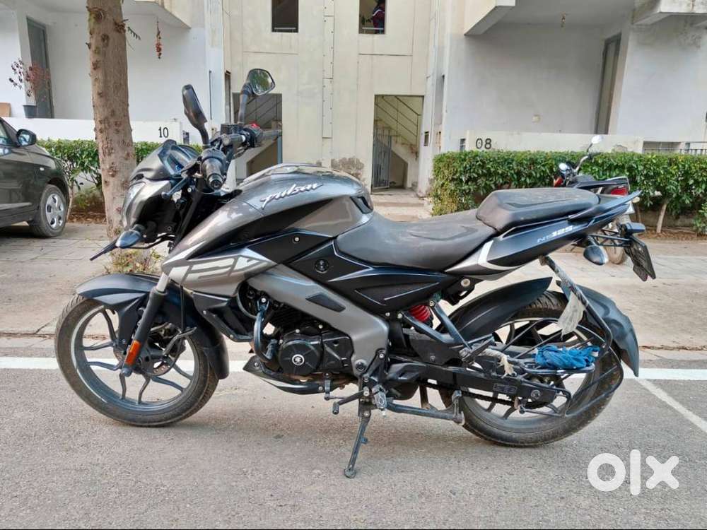 Bajaj Pulsar NS125 – Showroom Condition  5,890 KM   Single Hand