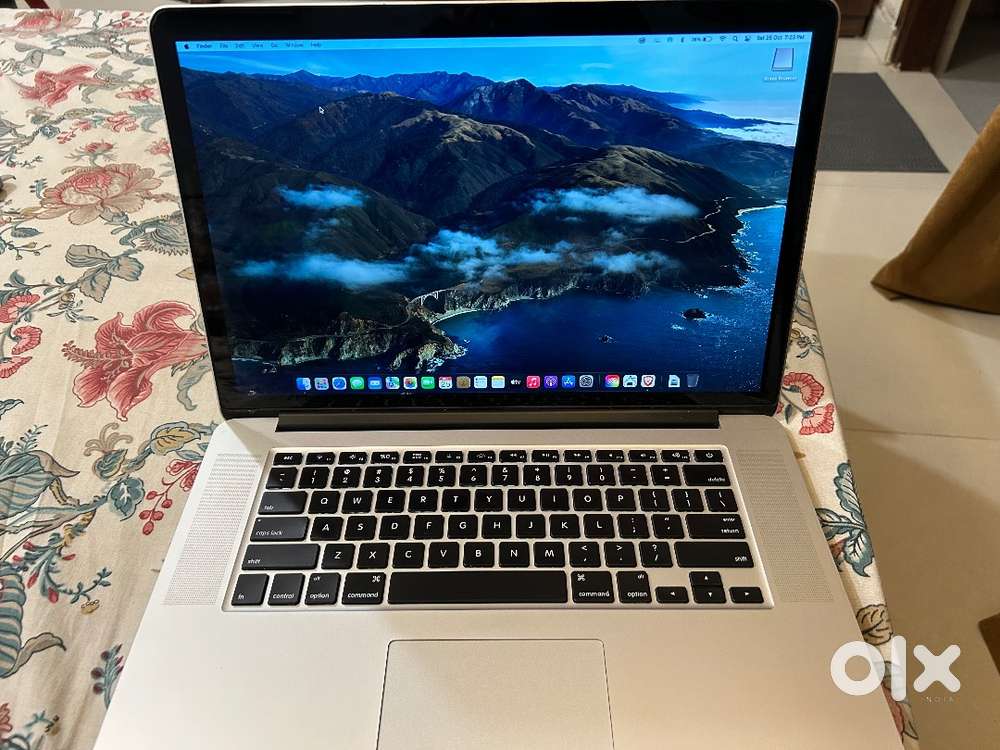 Apple MacBook Pro Retina 15 inch With Original Charger
