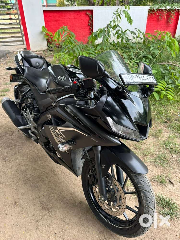 Yamaha r15