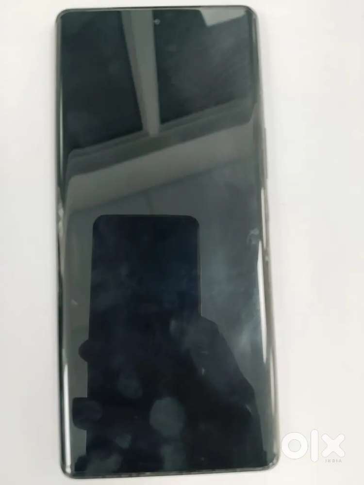 Vivo v30e i want New launch phone that's why I am selling