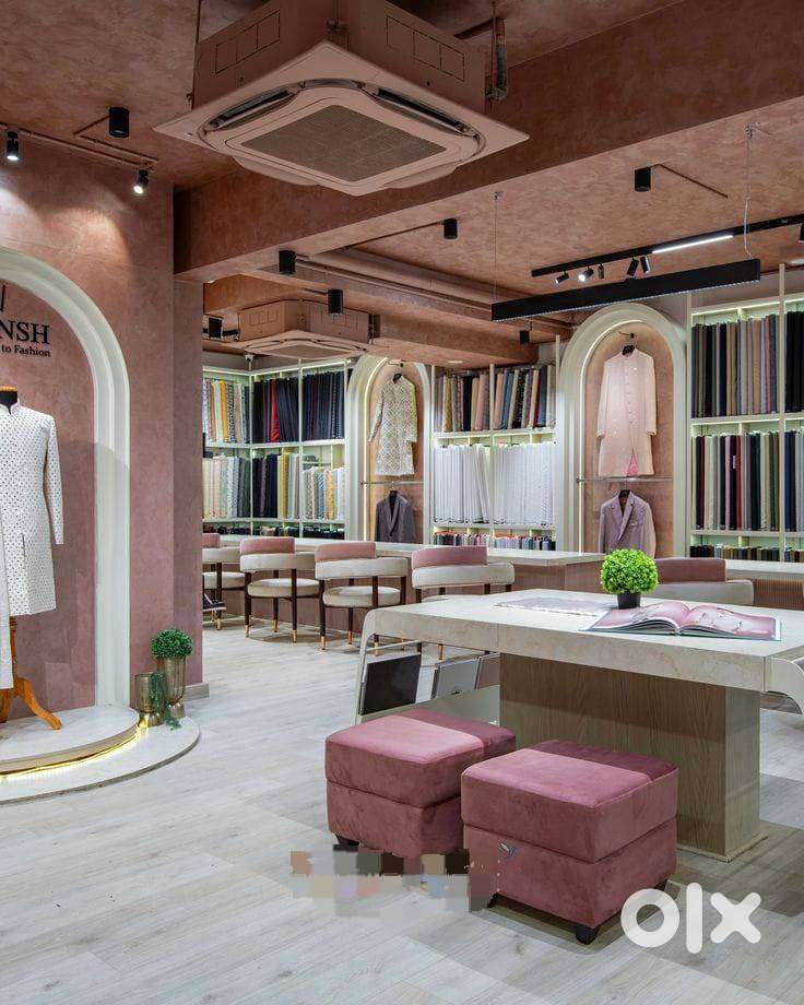 6000sqft Town Hall Showroom space Available