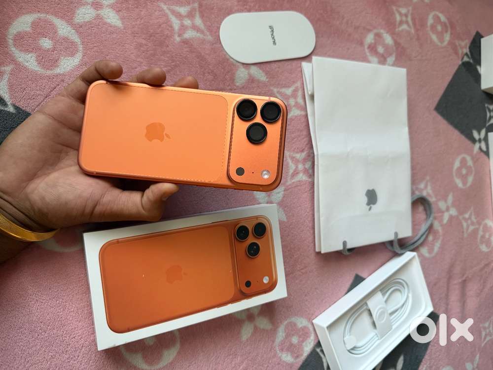 iPhone 17 Pro max 256Gb Cosmic Orange