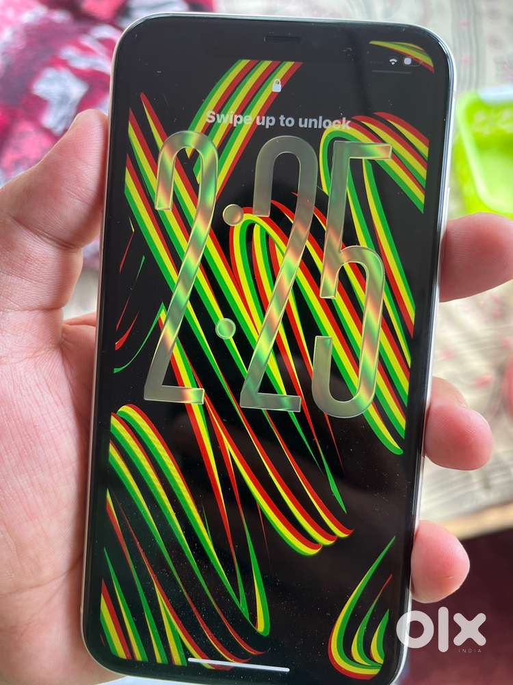 I want sell iphone 11 128gb 76bh