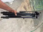 Sony VCT-R640 tripode