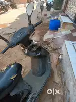 Mahindra rodeo scooty new lena hai ev kiski ke pass hoto change kr le