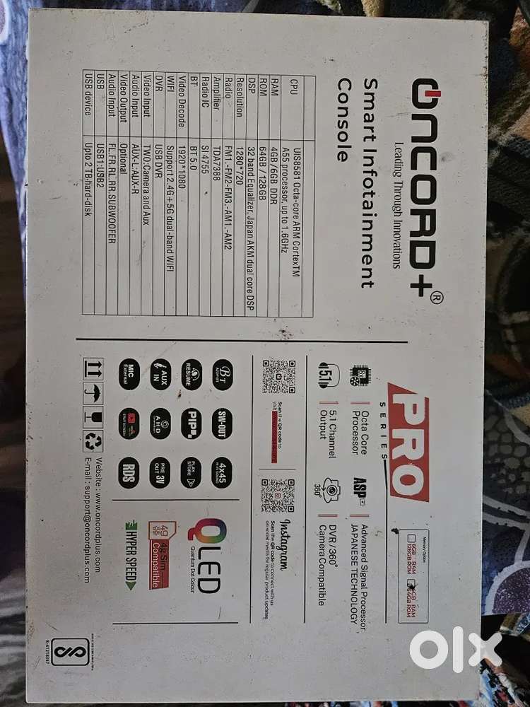 Car stereo 9 inch Qled with gps and mic