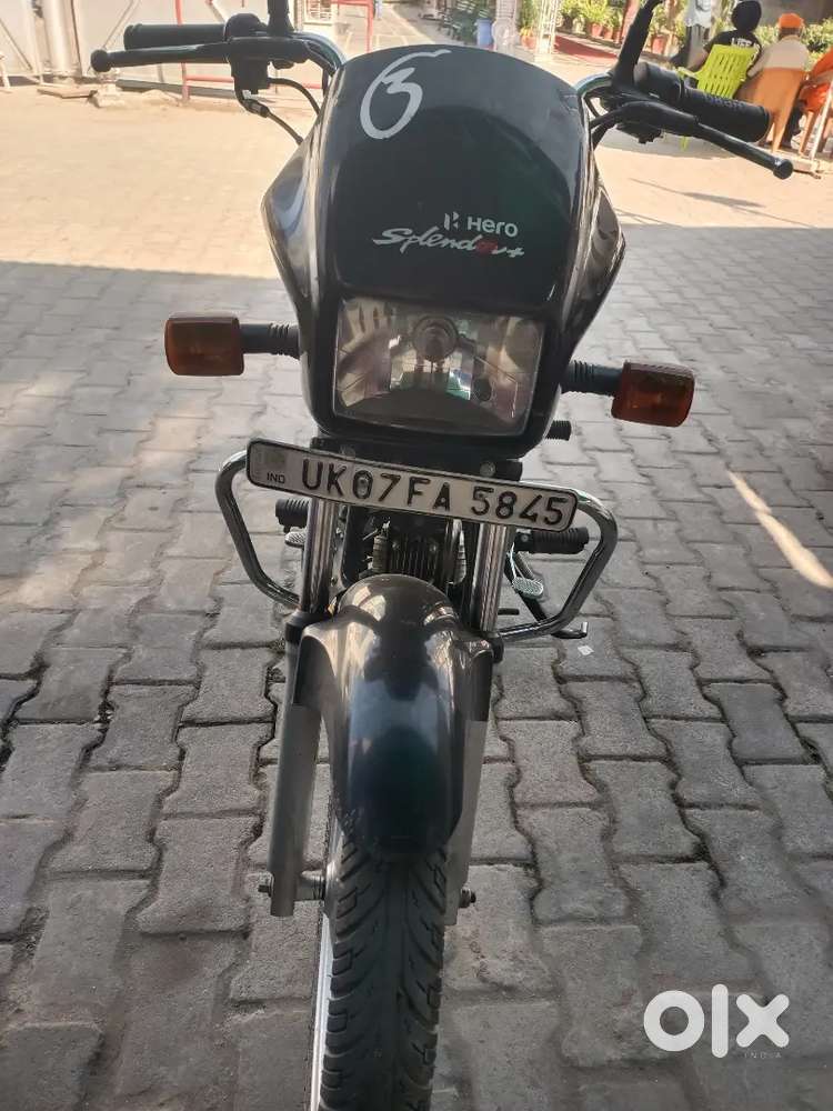 Gadi bahut acchi hai service abhi hui hai Lene Wale sampark Karen