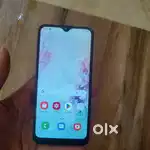 Samsung A20 32 gb storage