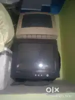 CRT monitor bechna hai 2 piece hai kharab hai banvana Padega
