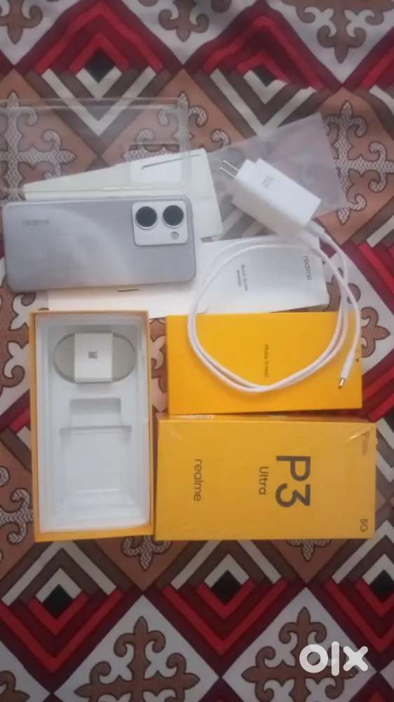 Realme p3 ultra lunar white colour 8/256 GB 20 days use phone