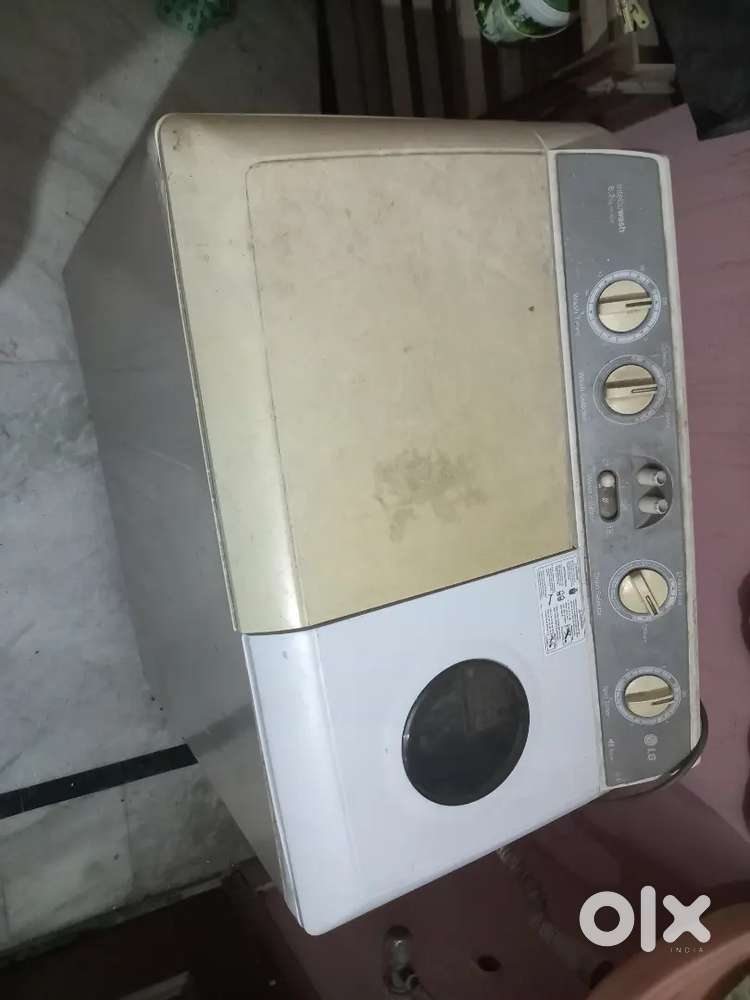 Lg Intelliwash 6.2 kg semi automatic washing machine