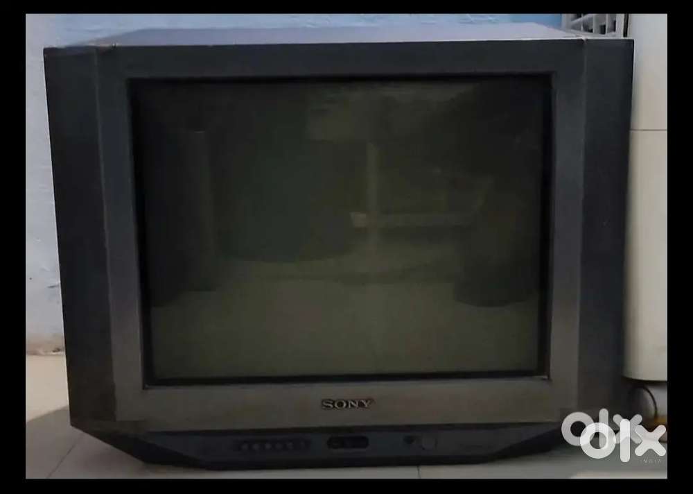 Sony wega 29 color television in perfect condition