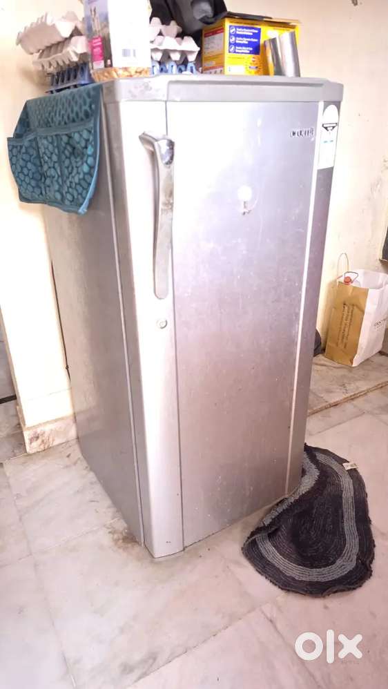 Croma fridge
