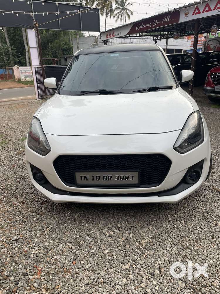 Maruti Suzuki Swift VXi + Manual, 2022, Petrol