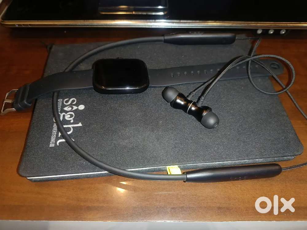 New condition boat watch and headphone