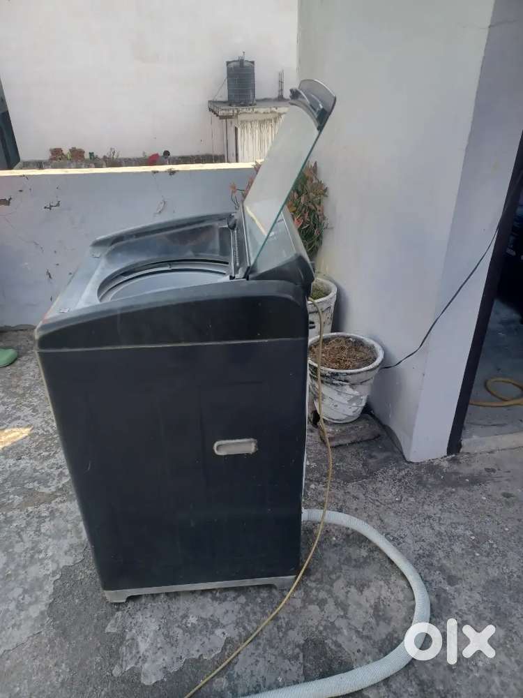 Whirpool top load 7.5 kg fully automatic 4 yrs used