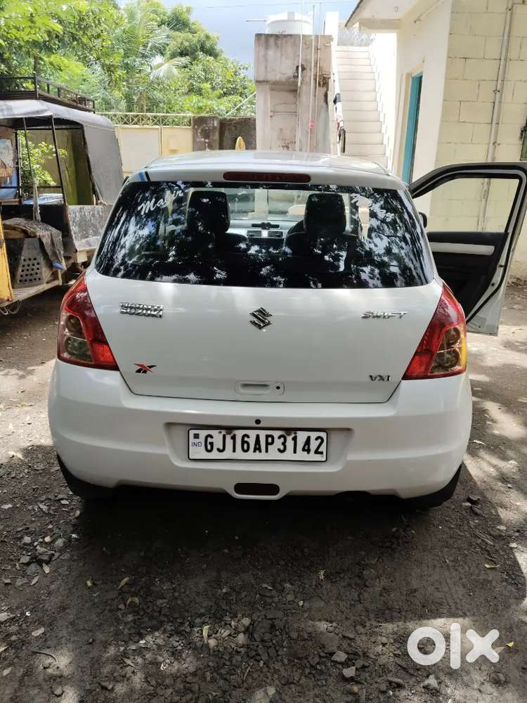 Maruti Suzuki Swift VXI 2011 Petrol 74000 Km Driven good condition