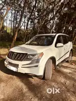 Mahindra XUV500 2012