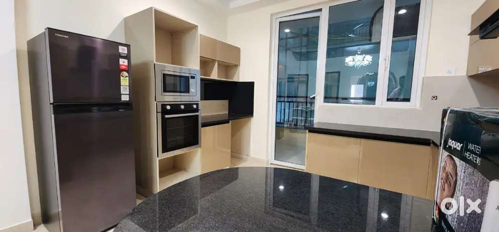 3+1flat for sale in Zirakpur green Lotus Ustav Airport road Zirakpur