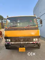 TATA 712.  6 WHEEL