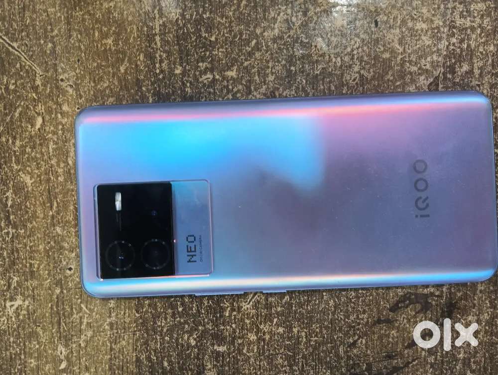 iQOO neo 6 5g gaming phone