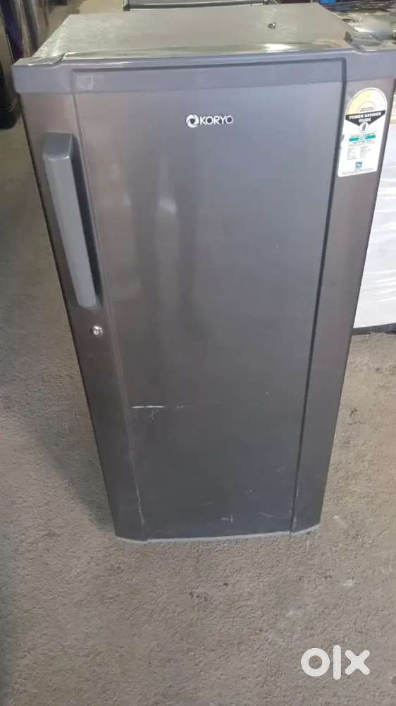 Second hand showroom fridges