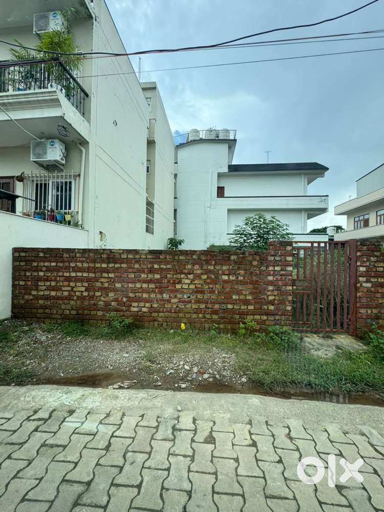 Stilt+4 map approved land for sale