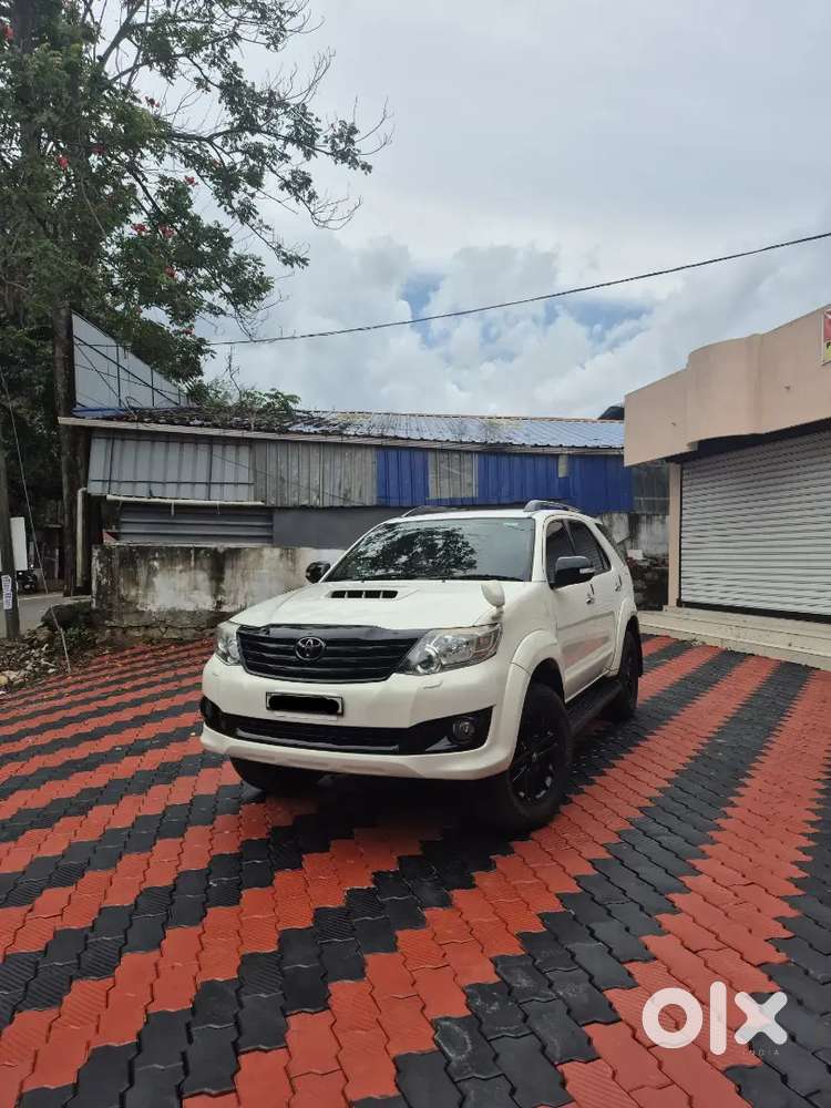 Toyota Fortuner 2013 Diesel Well Maintained